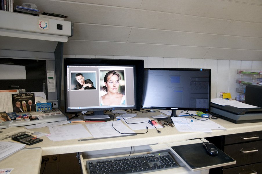Arbeitsplatz in der Druckvorstufe